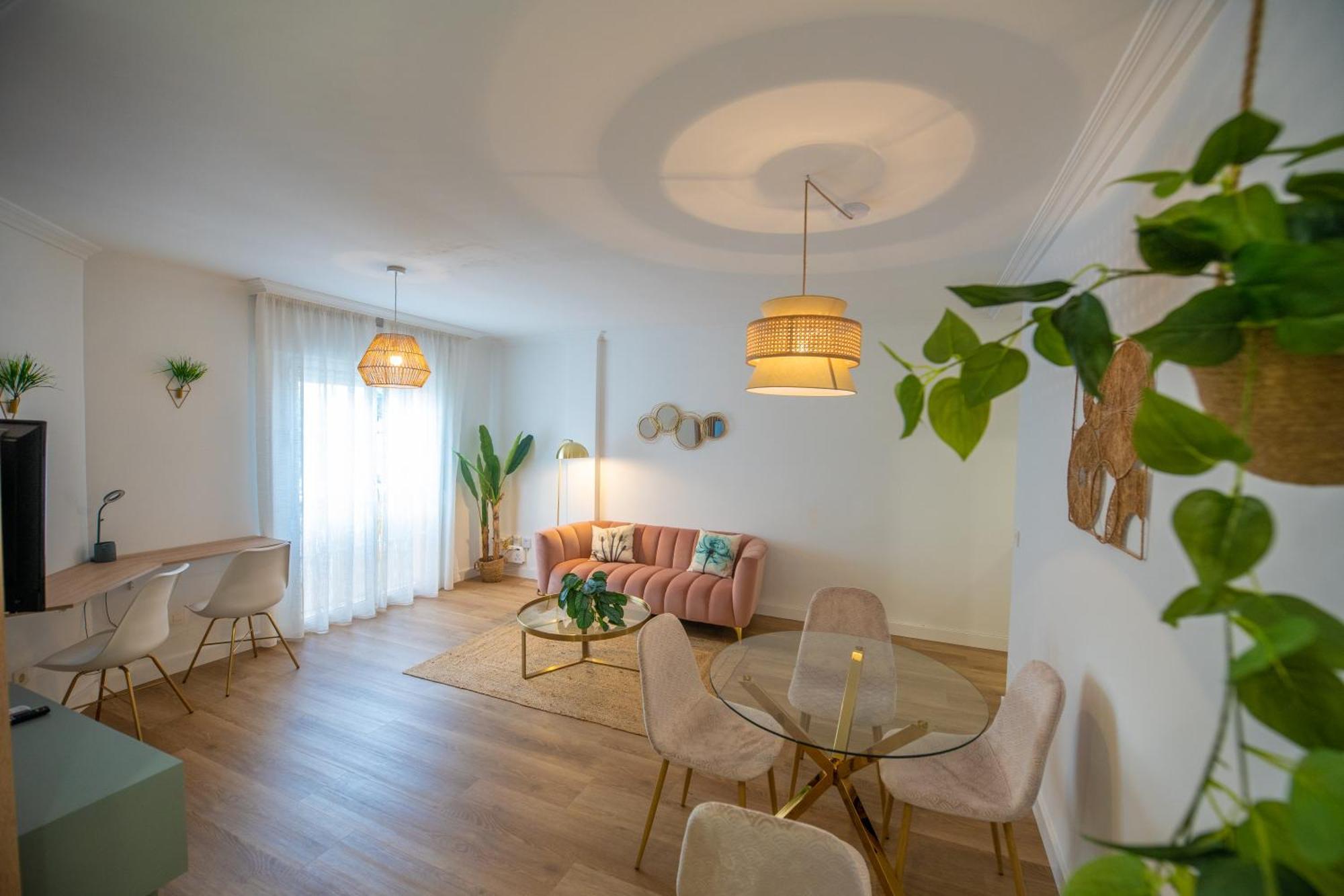 Prensa & Nice Courtyard By Ele Apartments Malaga Zewnętrze zdjęcie