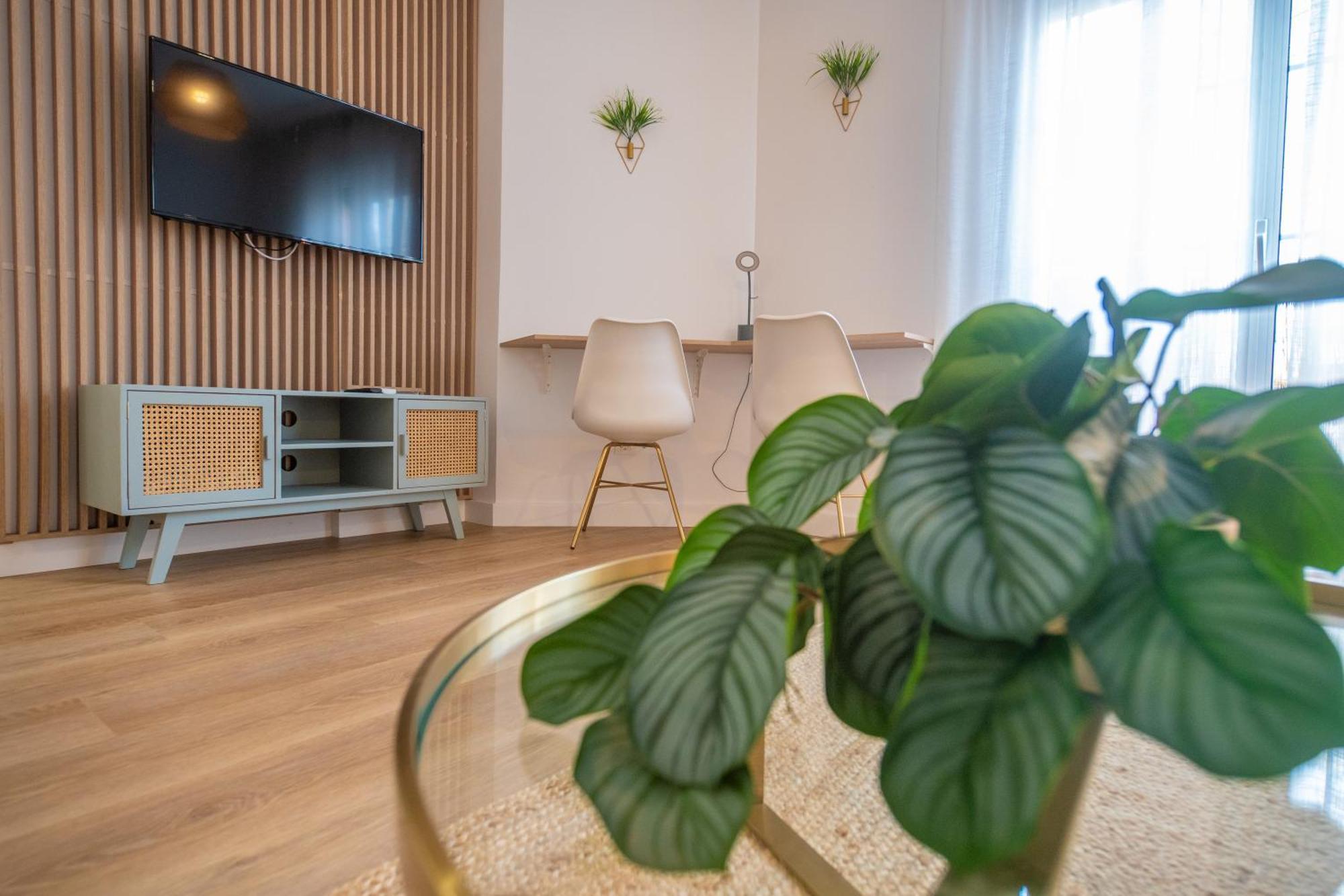 Prensa & Nice Courtyard By Ele Apartments Malaga Zewnętrze zdjęcie