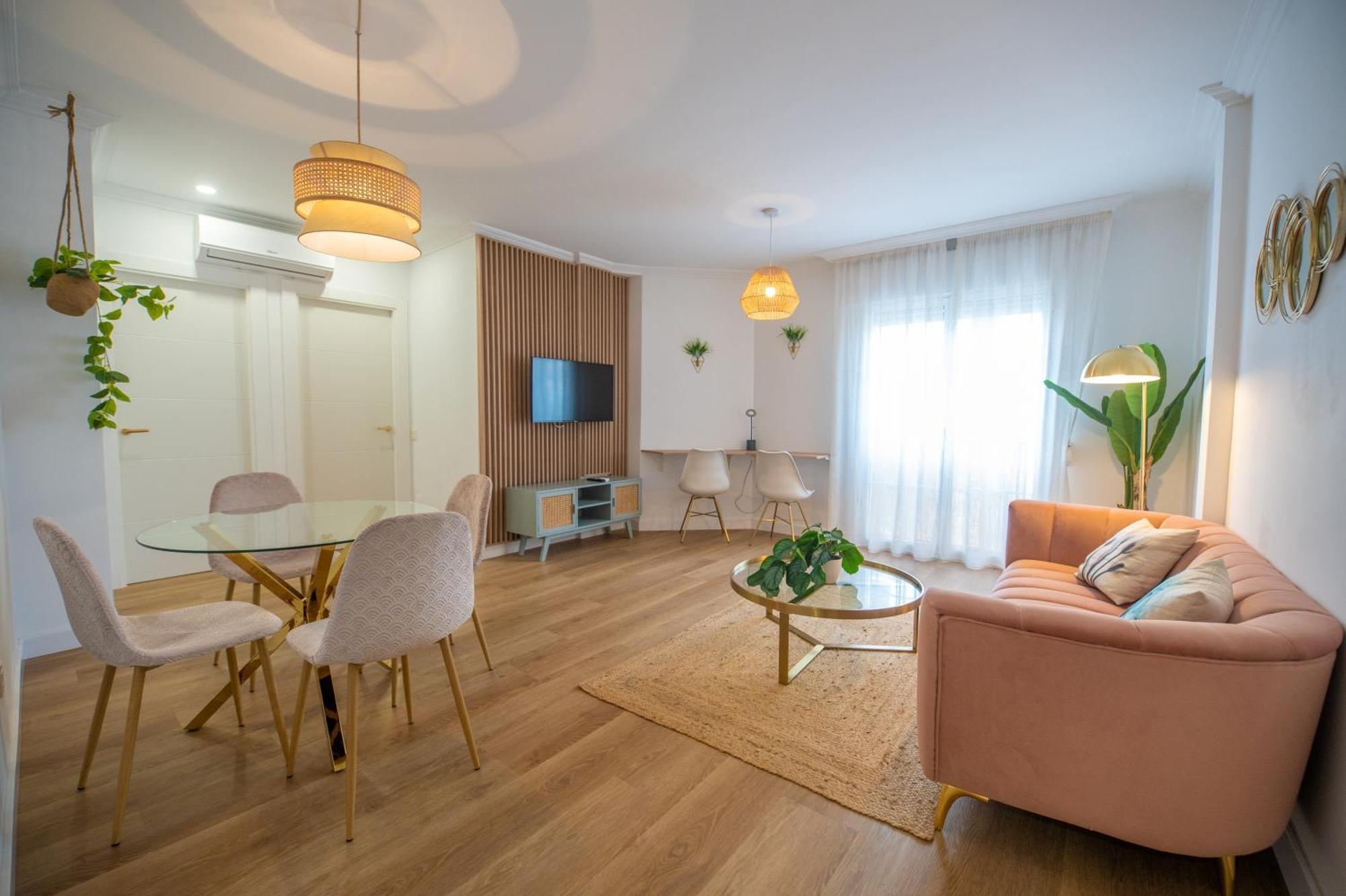 Prensa & Nice Courtyard By Ele Apartments Malaga Zewnętrze zdjęcie